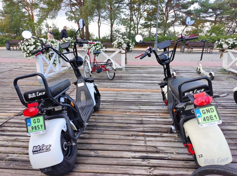 Atmosfera- wypożyczalnia skuter&oacute;w elektrycznych 