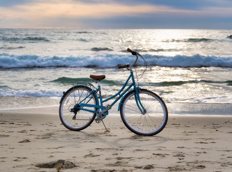 Wypożyczalnia rower&oacute;w przy White Resort