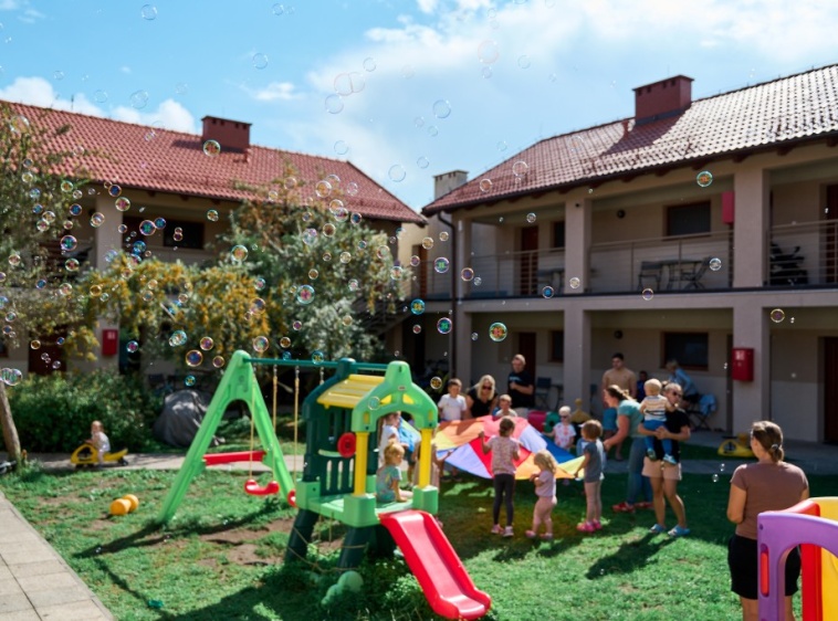 ATRIUM Apartamenty & LEŚNICZ&Oacute;WKA Domki przy plaży ?v=1.0.1