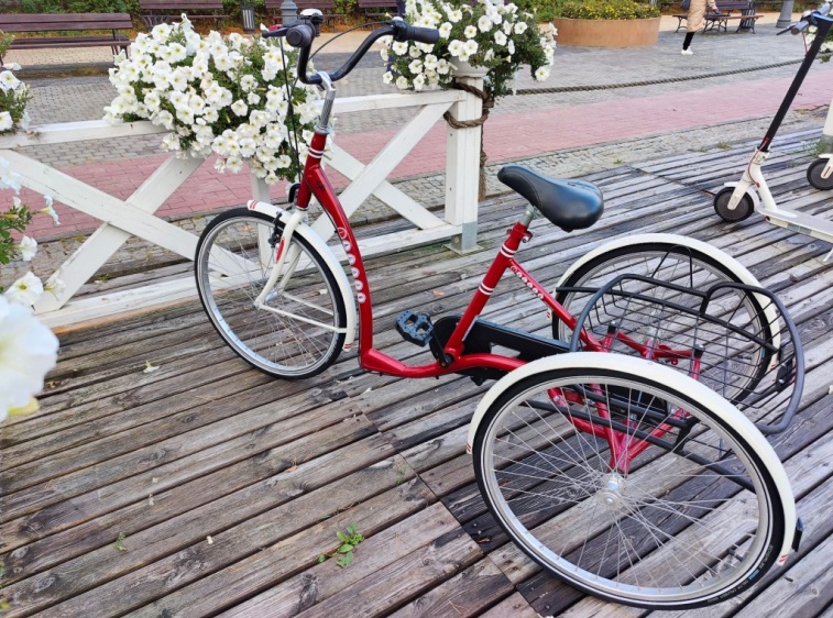 Atmosfera-wypożyczalnia rower&oacute;w