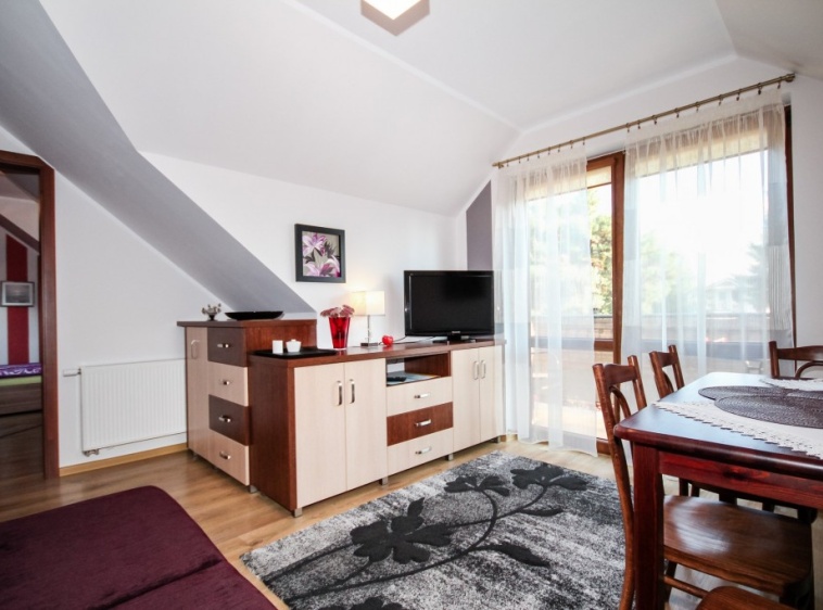 Domki i pokoje u Emilki ?v=1.0.1