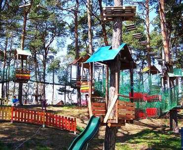 Park Linowy przy ul.Przyjaźni 20