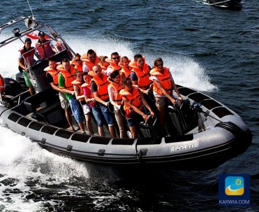 Podr&oacute;ż RIB`em.